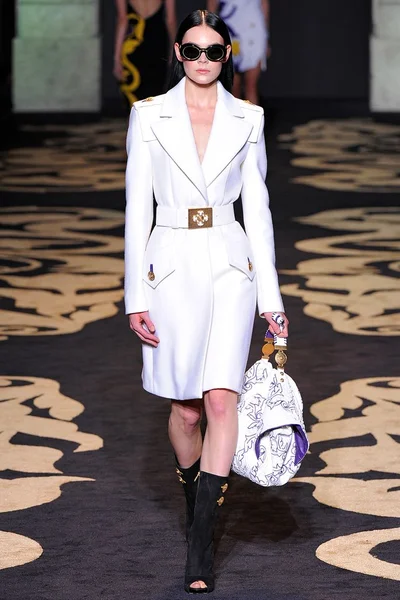 Look 6